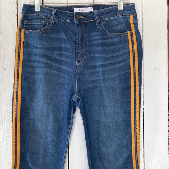 Cello Jeans - Picture 2 of 7